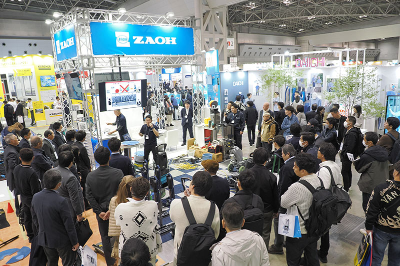 会場風景 初日3