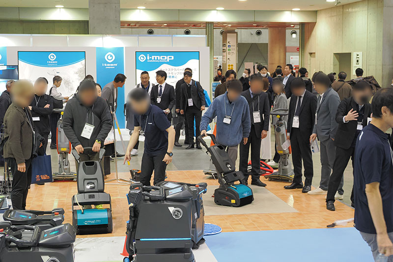 会場風景 初日6